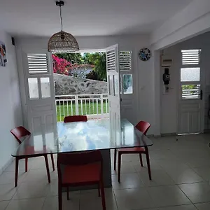 le-schoelcher.comcaribbean.com/