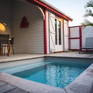 cottage-grenat-piscine-prive-900m-de-grande-anse.comcaribbean.com/